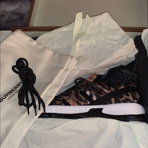 COPY - Men’s size UK 41 brand new in box with tags - Picture 10 of 11